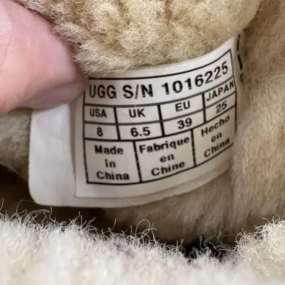 UGG Bailey Bow Boots Short Womens Size 8 Chestnut Suede Sheepskin Lined Bow Back - Picture 13 of 14